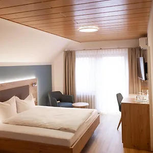 3* Pensionat Zum Roessel Lichtenau