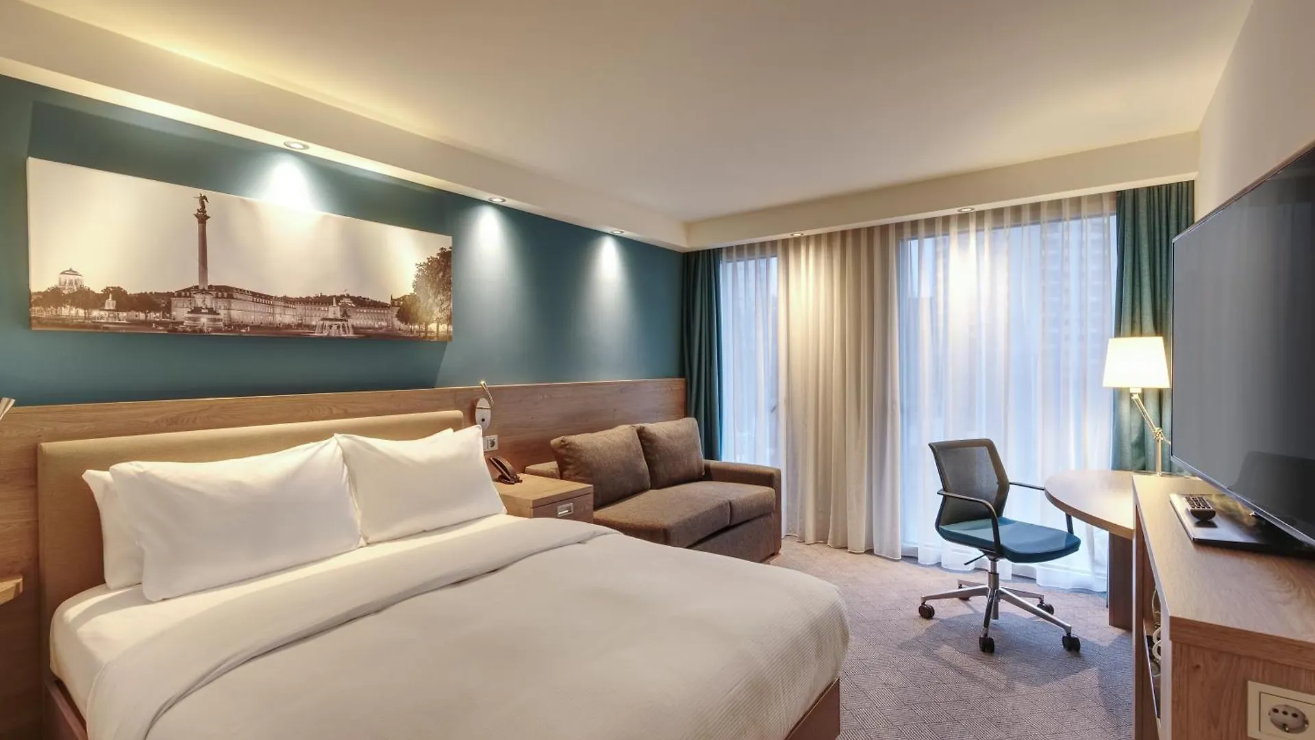 *** Hotel Hampton By Hilton Stuttgart City Centre Deutschland