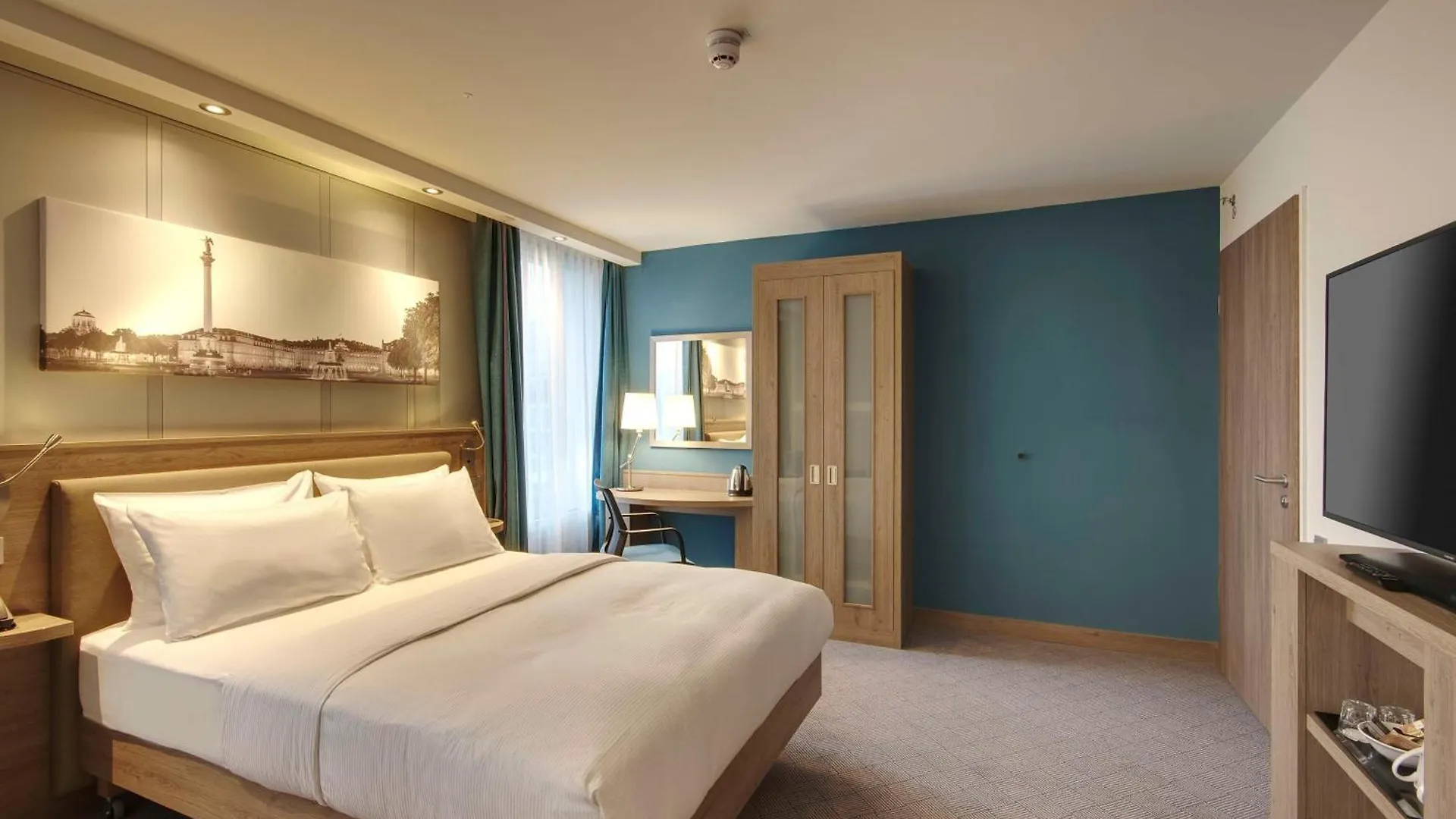 Hampton By Hilton Stuttgart City Centre 3*,  Germania